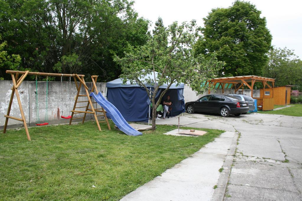 Ubytovani Sykora Apartments Veľký Meder Exterior foto