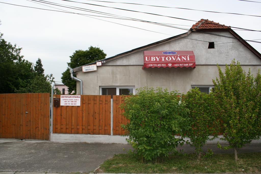 Ubytovani Sykora Apartments Veľký Meder Exterior foto