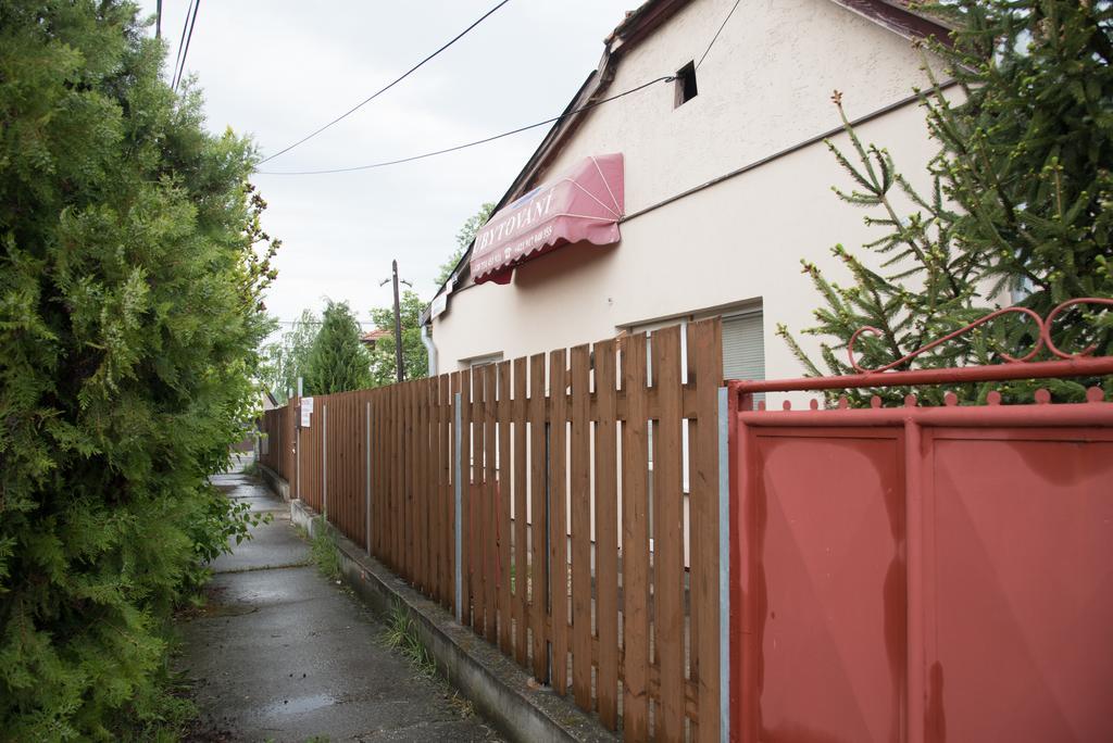 Ubytovani Sykora Apartments Veľký Meder Exterior foto